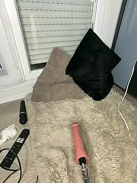 Nina_LaTanaDu54
