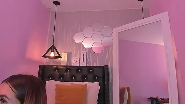 lucia-cute webcam
