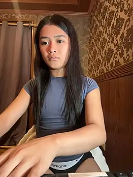 hugecock_molly (T teen) - THIRSTY!? DRAIN MY BALLS!!