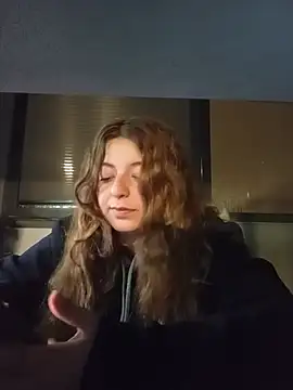 Werderwerememm live cam on StripChat