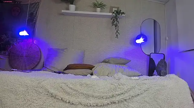 alisha69_ live cam on StripChat
