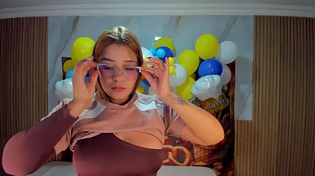 mia_18v (F young) - BLOWJOB DEEP+SALIVA IN TITS