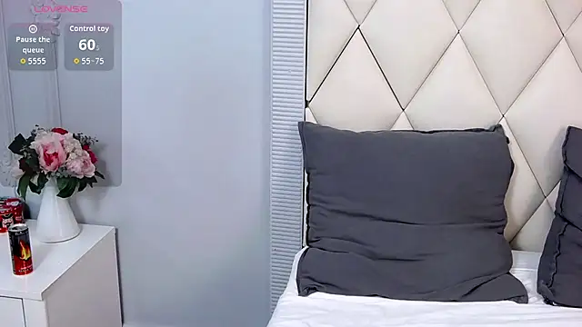 ginabear (F milf) - fuck me deep and hard