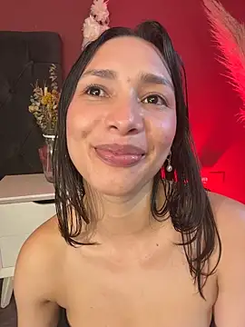 evangelineroos (F young) - 1 finger on my pussy