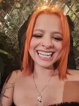 cataleya_16 (F young) - Blowjob dildo hard in public 🥵