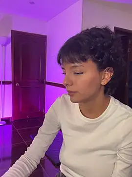 peytongh_ (F young) - one fingers in ass