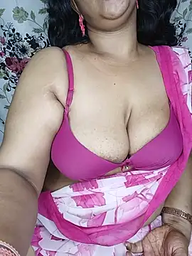 love_me_7 (F young) - Pussy fingering 👅