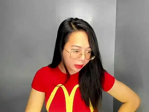 xxtransmanilasuexx (T young) - buzz!!! me make me cum in you