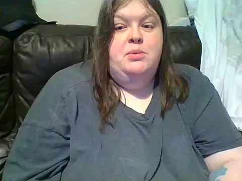 CurvyKirstiesX