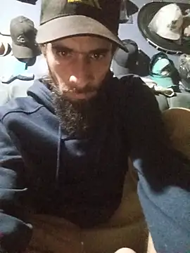 Hairy_mannn2 live cam on StripChat