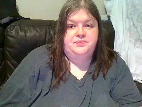 CurvyKirstiesX