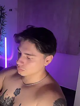 Giordano_Russo live cam on StripChat