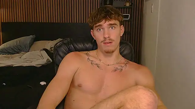 thenicoryder (M twink) - shorts off