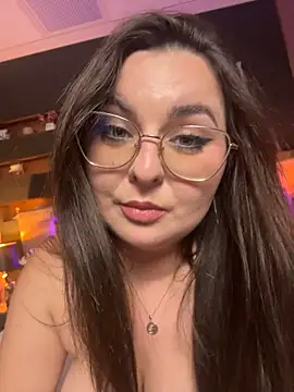 Mia_Swano live cam on StripChat