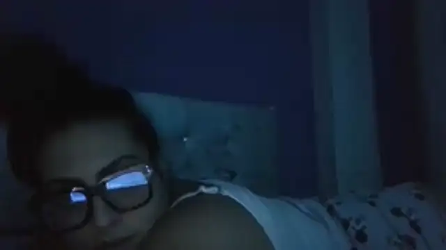Melyssa20 live cam on StripChat