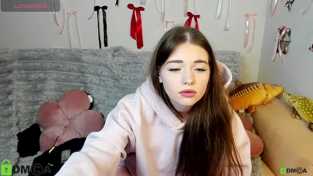 Veloraaaa live cam on StripChat