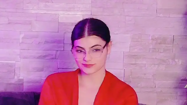 RosseDoll_ live cam on StripChat