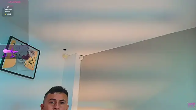 Valentiinoss live cam on StripChat