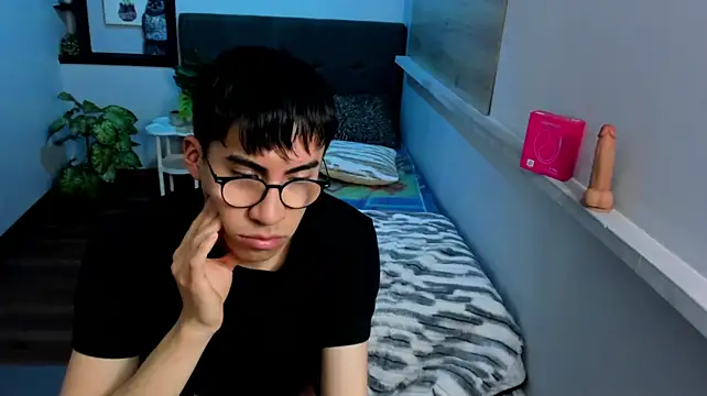 Andy_Norton live cam on StripChat