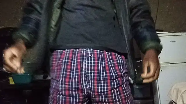 clintsixxx live cam on StripChat