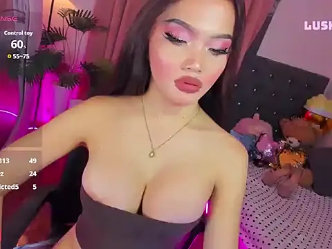RueLoove69 webcam