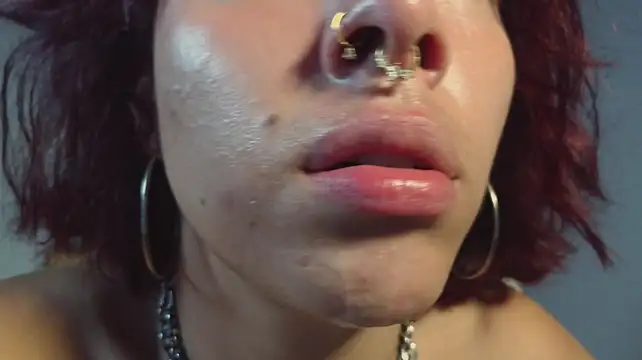bri_von_dhara__ webcam