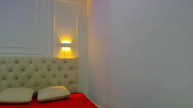 charlotte_dante212 webcam
