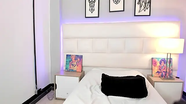 SunnyLuxxx webcam