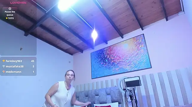 aria_laurent_ webcam