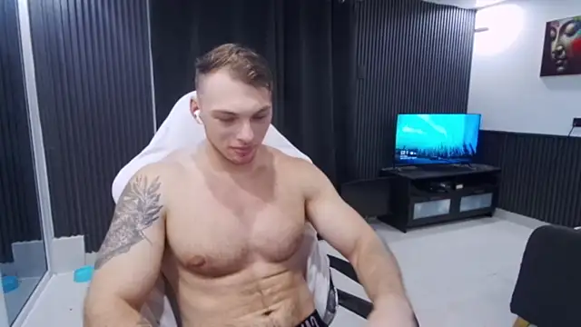YourHotGreg live cam on StripChat