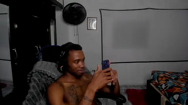 Kofi_exotic_2