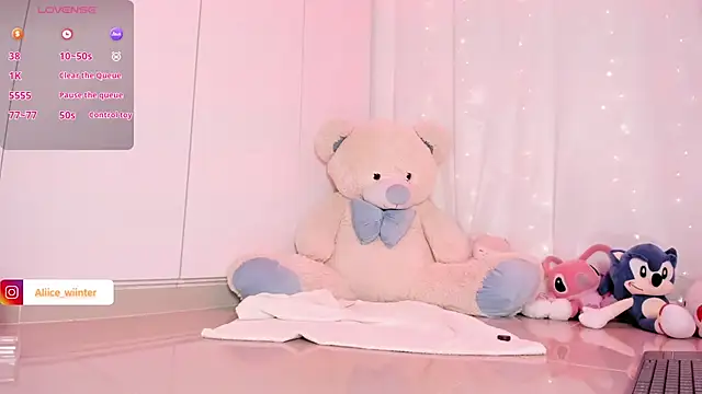 Alice_winter_