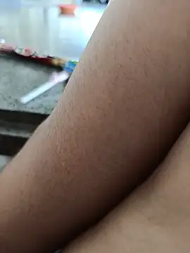 Harmony92 live cam on StripChat