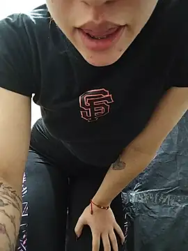 samathasexx live cam on StripChat