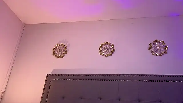 MihaCarther live cam on StripChat