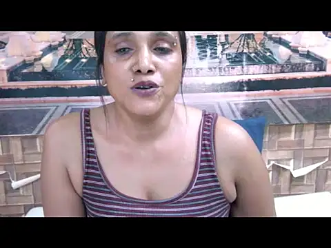 IndianSexyLady20 live cam on StripChat
