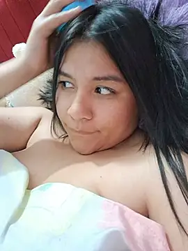belen_green live cam on StripChat