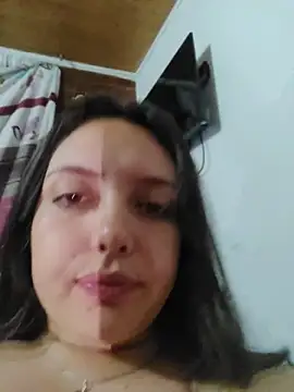 Bella_Karoline