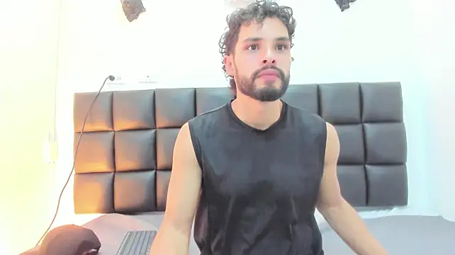 Ethan_Wolf75