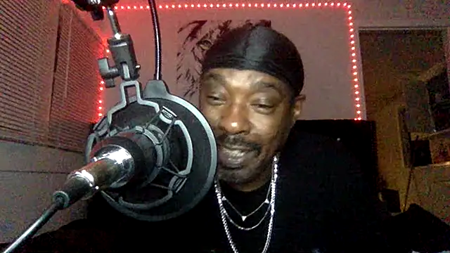 BigDaddyDy webcam