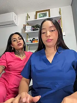 miacamille_'s live room