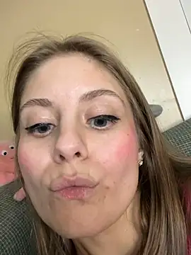 katelynbabbyy's live room