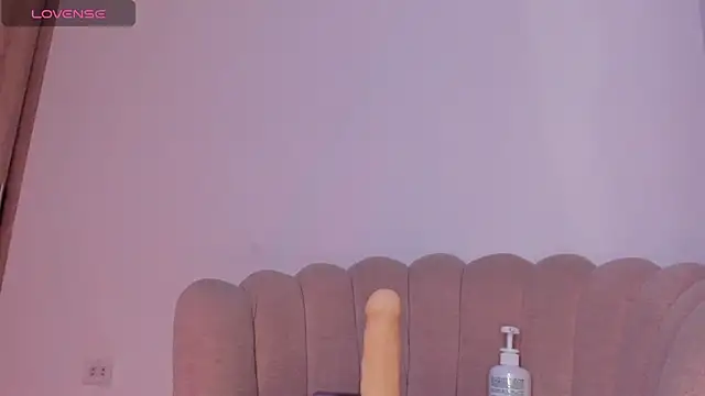 caroliinna_ webcam