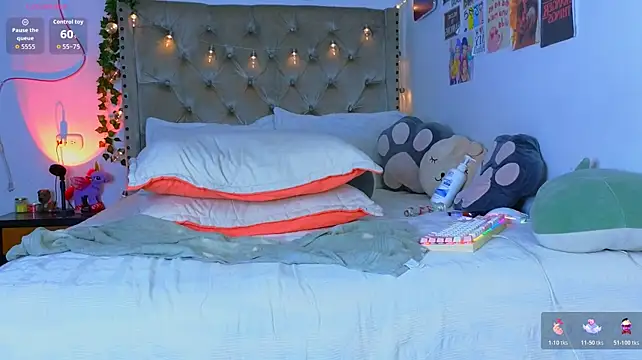 AryaMoonn live sex cam