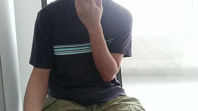 nole_china7 (Ask my age) - talk / fun / cum