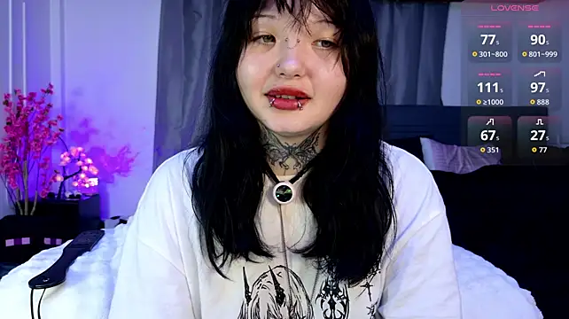 Lein_Bone live cam on StripChat