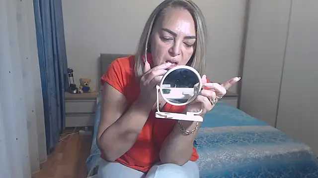 MatureDiana