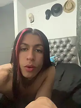 ArohomLester_
