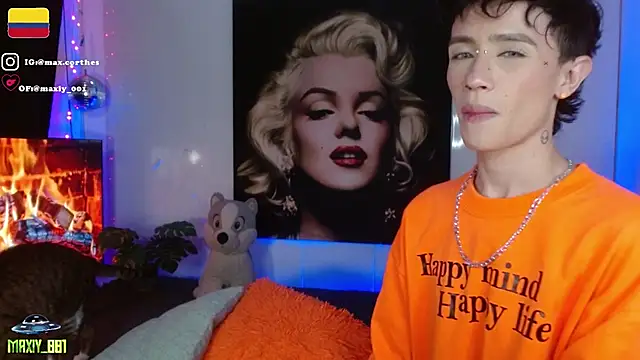 maxiy_001 live sex cam