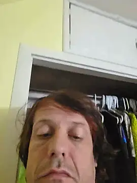 Danny543267 live cam on StripChat